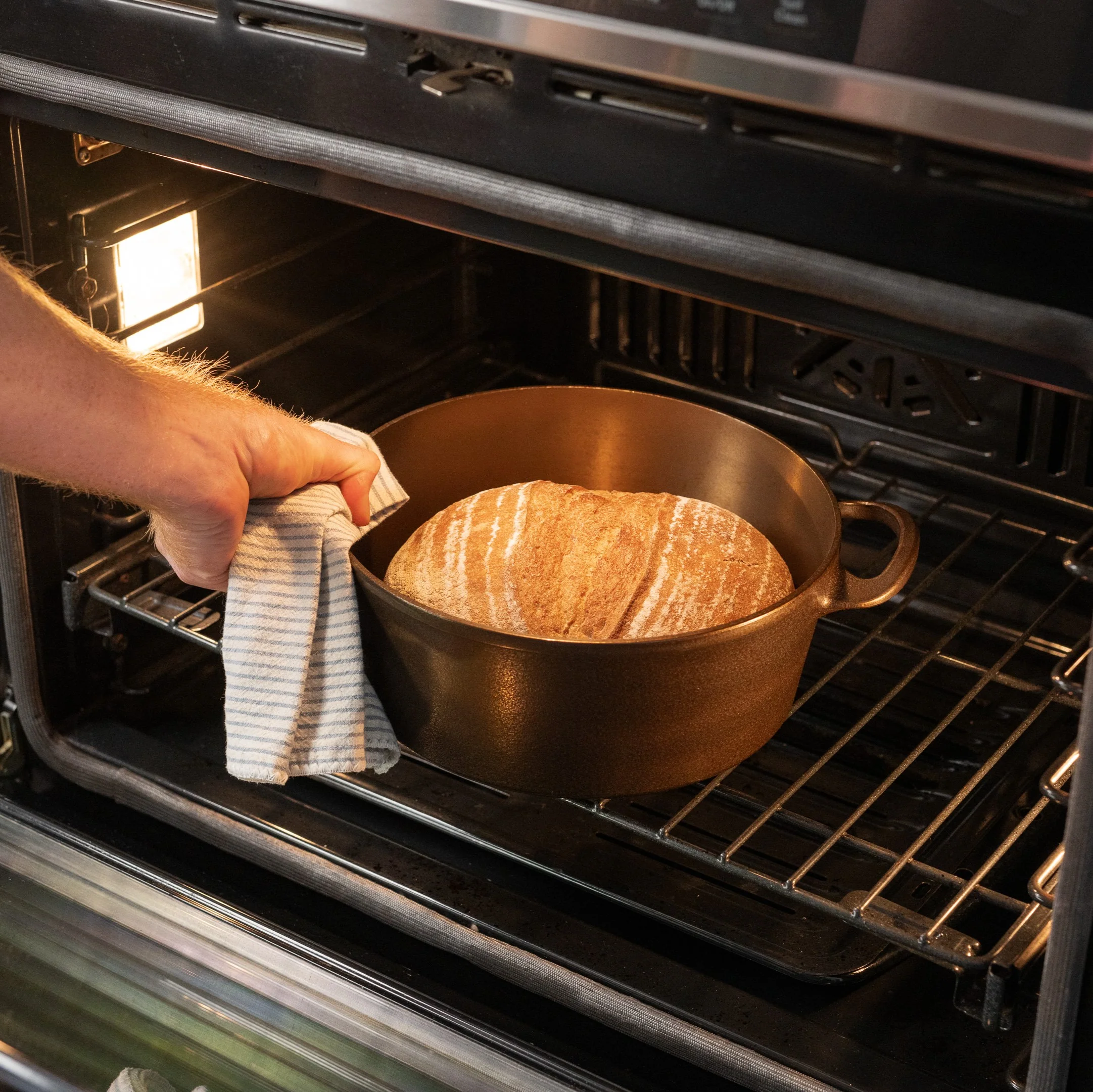 5 Quart Dutch Oven - Image 6